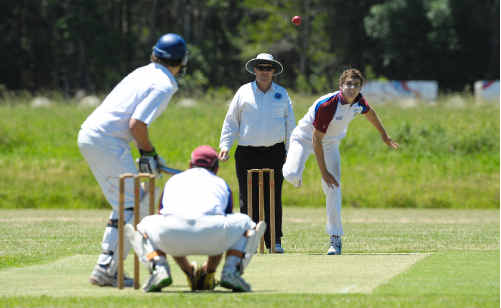 Diggers paceman Joe Willman caused problems for Bellingen and claimed the prized wicket of Julian Hulbert. Diggers paceman Joe Willman caused problems for Bellingen and claimed the prized wicket of Julian Hulbert.